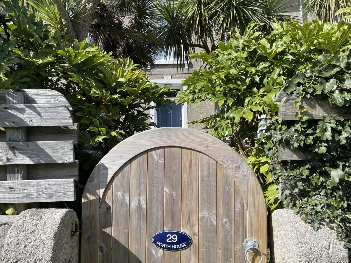 Porth House, With South Facing Courtyard Garden! Villa St Ives Exteriör bild